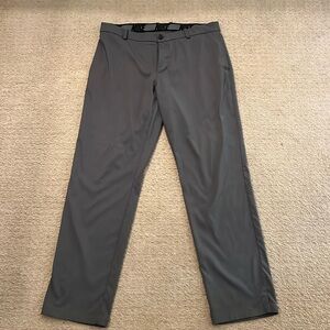 Men’s Nike dri-fit golf pants